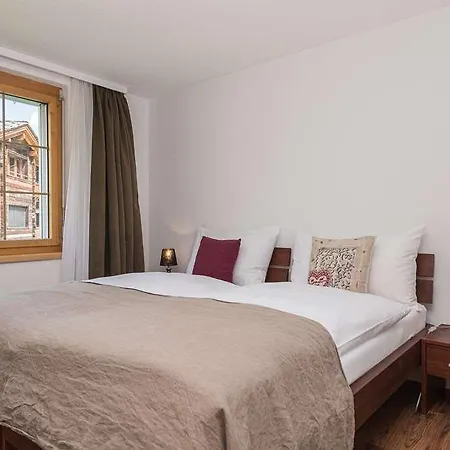 Monte Cristo Apartment *