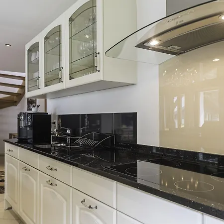 Monte Cristo Appartement *