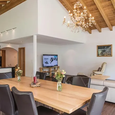 Monte Cristo Apartment *